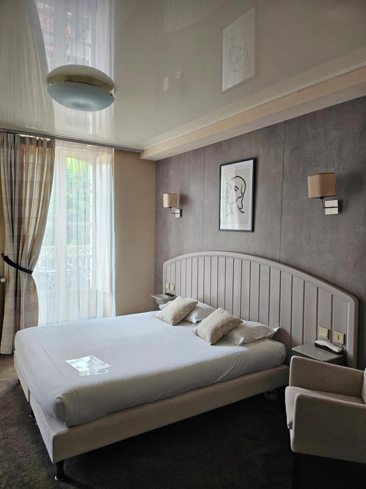 Cit'Hotel le Challonge Dinan Buitenkant foto