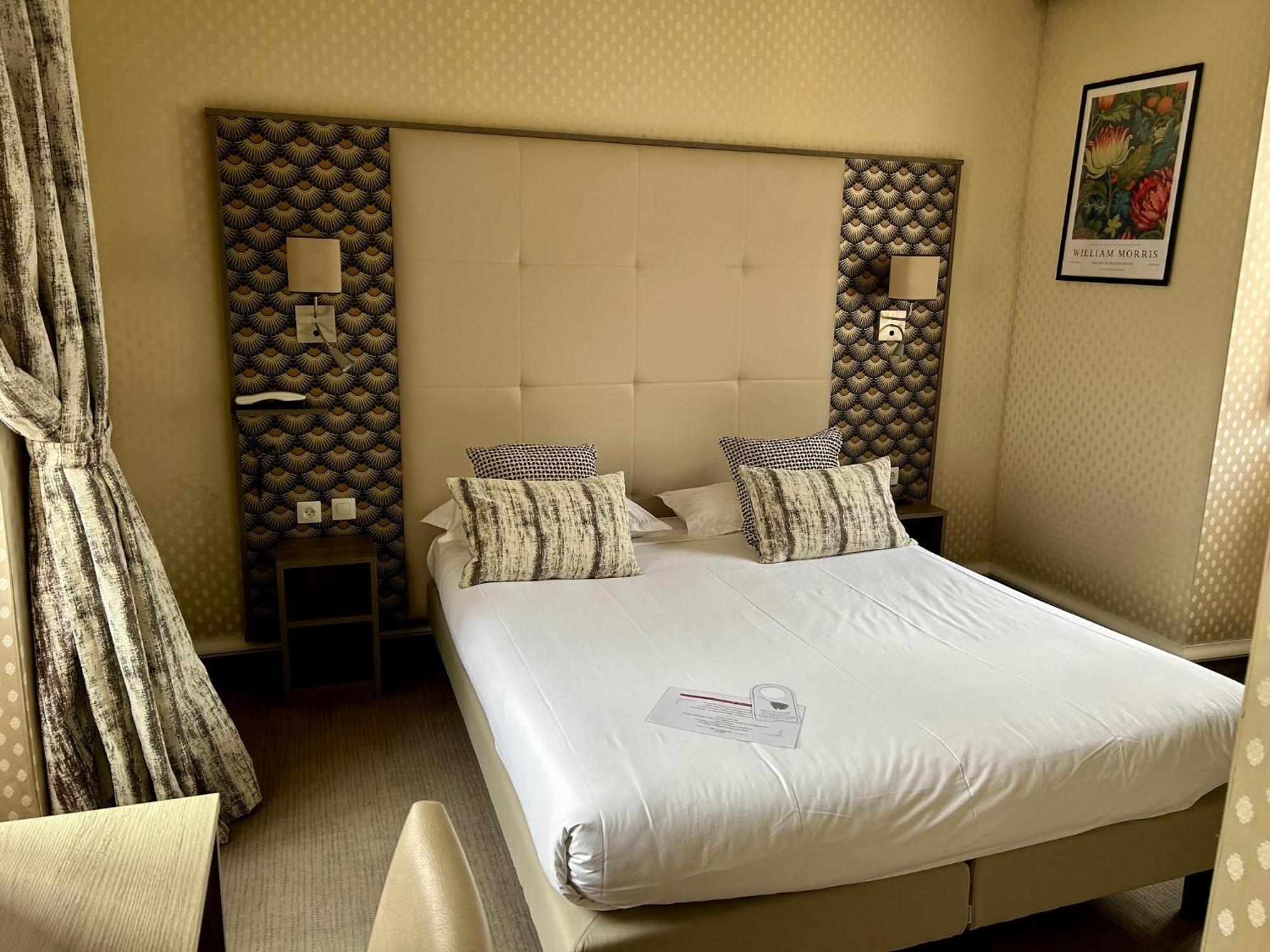 Cit'Hotel le Challonge Dinan Buitenkant foto