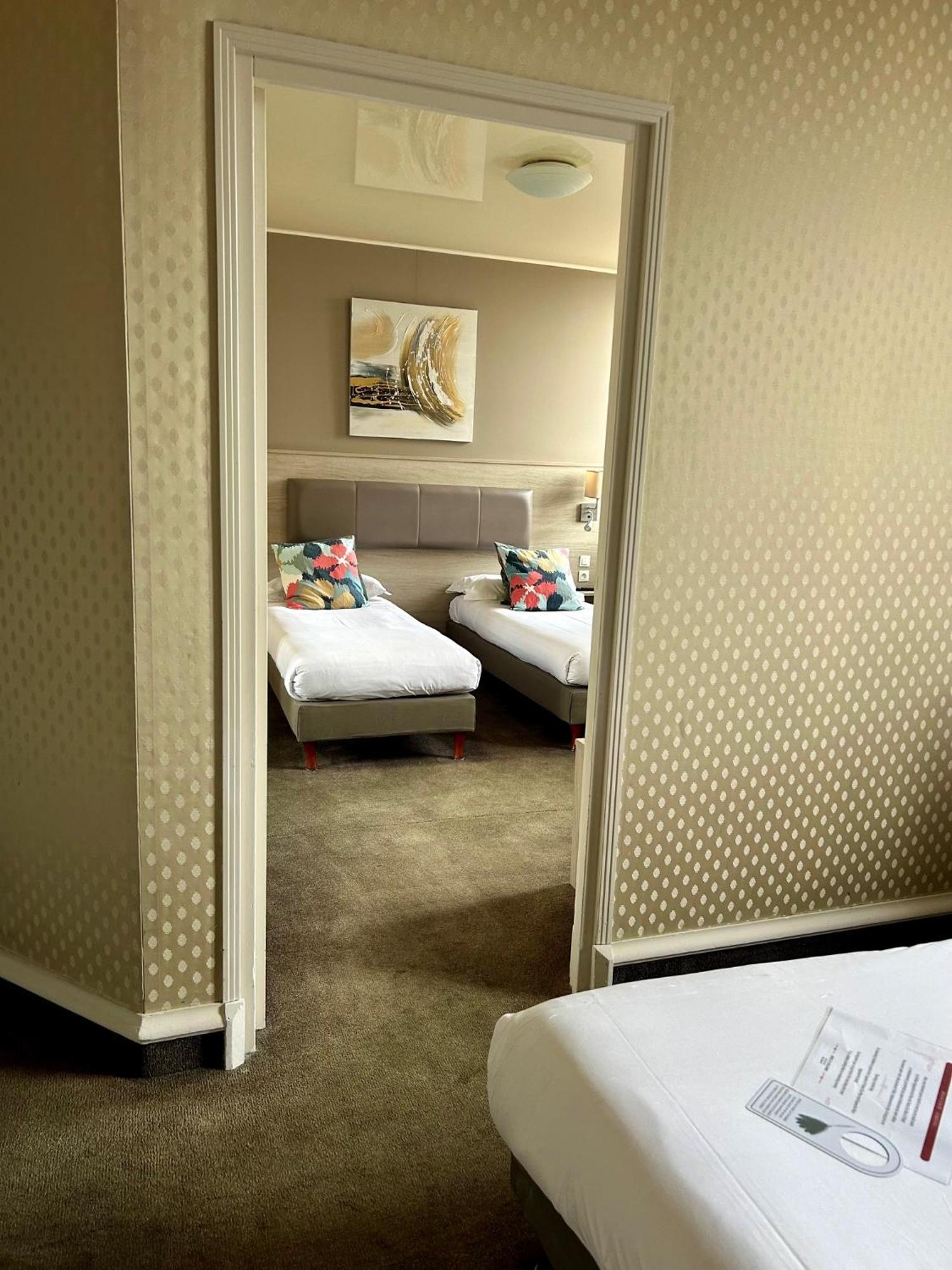 Cit'Hotel le Challonge Dinan Buitenkant foto