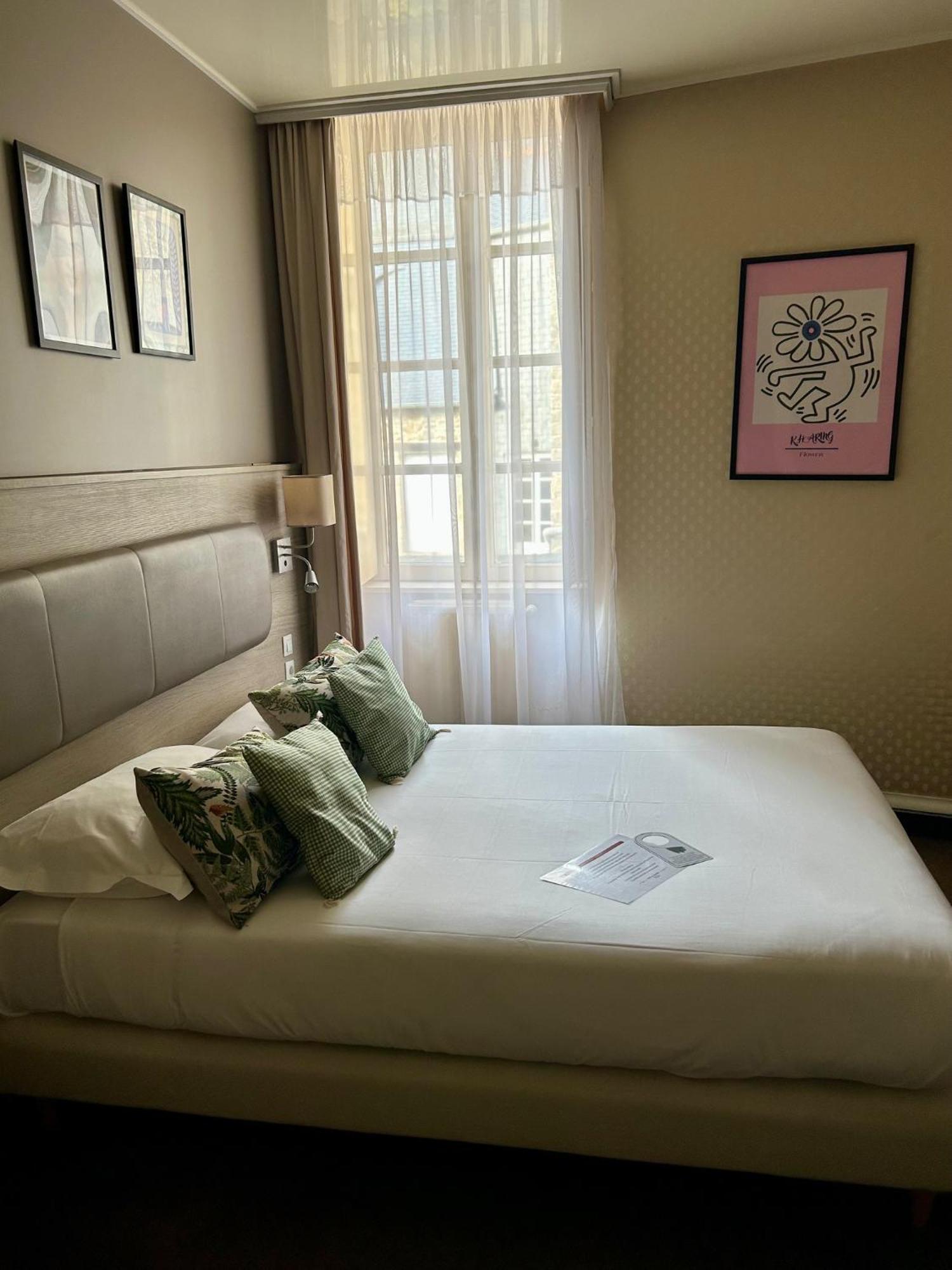 Cit'Hotel le Challonge Dinan Buitenkant foto
