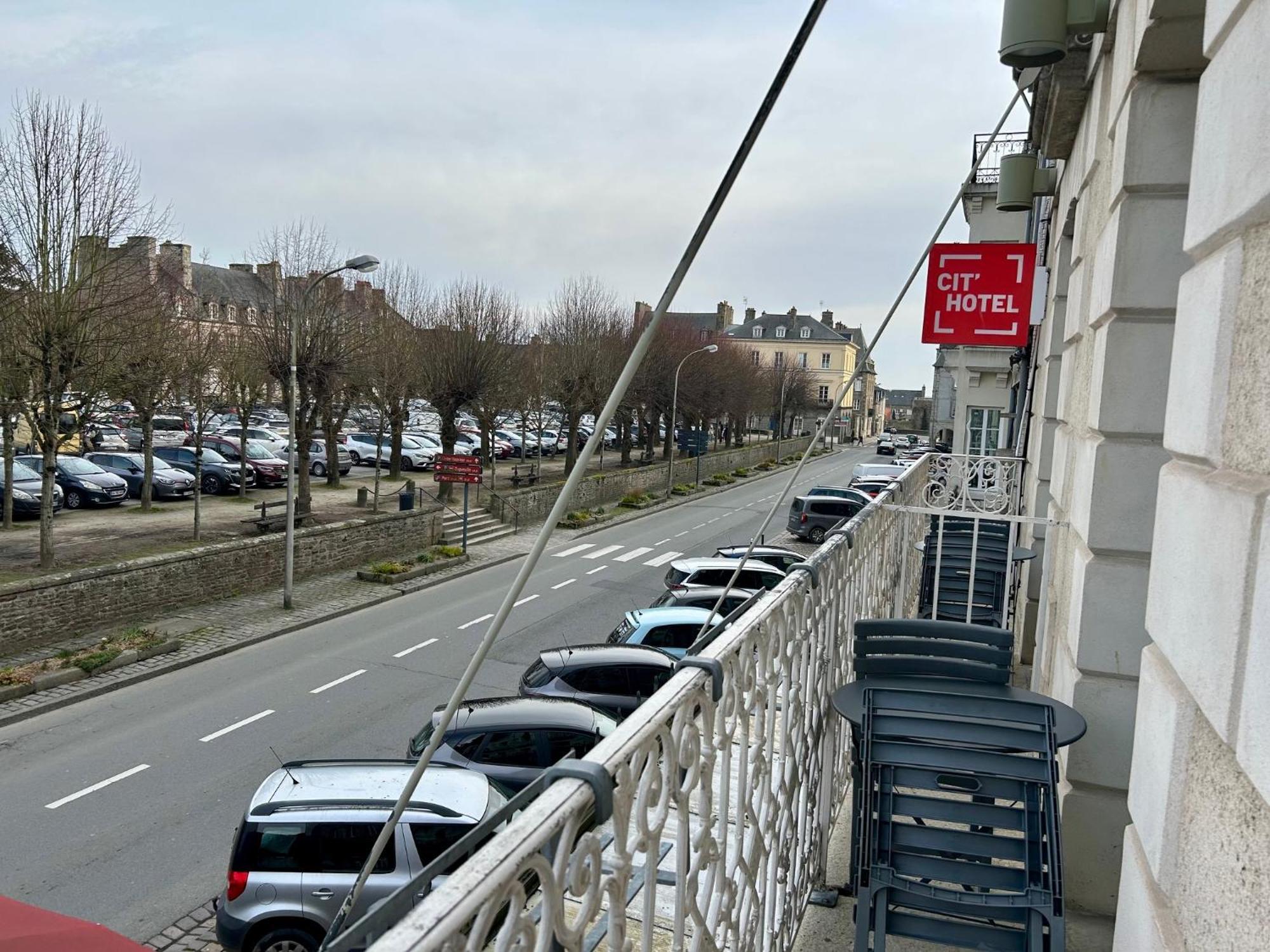 Cit'Hotel le Challonge Dinan Buitenkant foto